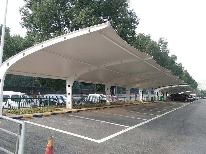 張拉膜結構制作汽車停車棚過程中都需要注意哪些問題？